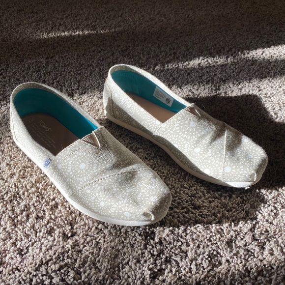 Toms Shoes - New Toms classic Oxford tan Shibori Dots shoes